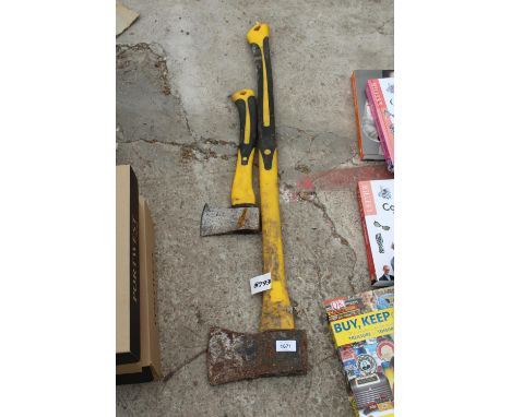 A LOG SPLITTING AXE AND A FURTHER STICK SPLITTING AXE 