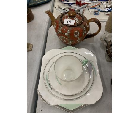 A SHELLEY 1930S ART DECO "QUAD" PLUS A DOULTON LAMBETH SLATERS C.1900 NO. 9815 TEAPOT 