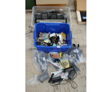 A LARGE ASSORTMENT OF VINTAGE RADIO SPARES AND PARTS 