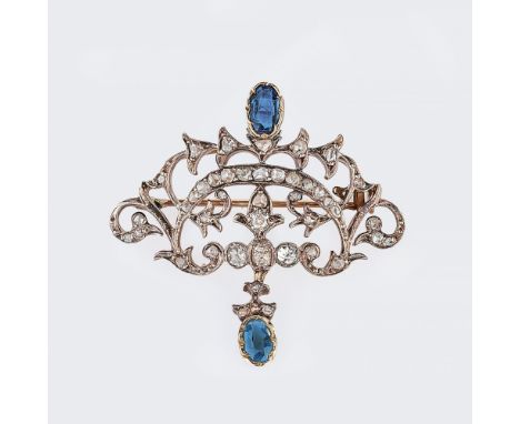 Belle Époque Diamant-Saphir Brosche. Ende 19. Jh. 14 kt. Roségold mit Silber. Besatz mit 4 kissenförmigen Altschliffdiam. zus
