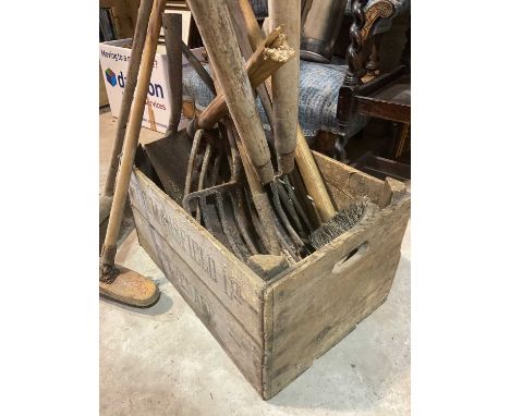 A quantity of vintage tools.