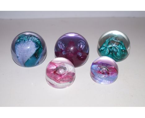 5 Caithness Paperweights 