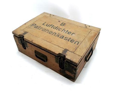 Luftdichter Patronenkasten wooden metal lined ammunition box - 48cm x 35cm x 18cm 
