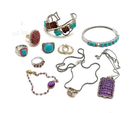 Qty of silver jewellery inc bracelet set with amethyst, stone set jewellery (rubies etc), turquoise / amber flower bangle, tu