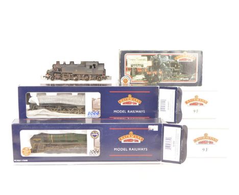 Bachmann OO Gauge BR Steam Locomotives, three boxed examples, locomotives with Tenders, 32-850 Class 9F Evening Star 92220 in
