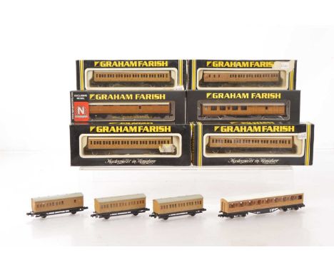Graham Farish N Gauge LNER Teak Coaching Stock (10), mainly boxed, Graham Farish by Bachmann, 374-860U full brake produced fo