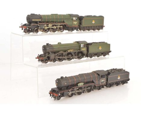 Kitbuilt and modified and renumbered Hornby and Bachmann 00 Gauge BR Locomotives and Tenders (3), Kitbuilt green Class P2 605