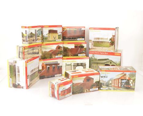 Hornby OO Skaledale Trackside Infrastructure (14), all boxed, R9726 LMS water tower, R8740 condenser tower & washer, R8722 co
