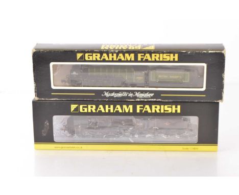 Graham Farish by Bachmann N Gauge Steam Locomotives and Tenders, both cased with card sleeves, 372-184A Princess Coronation C
