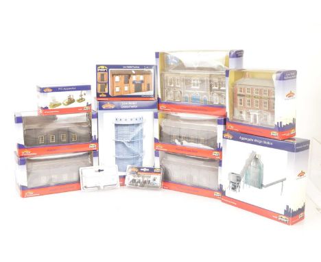 Bachmann Scenecraft OO Scale Track Side Buildings,  all boxed/packaged, 44-096 Wooden Engine Shed (4) one with loose detached