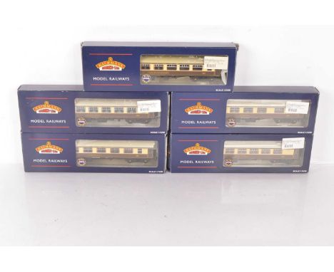 Bachmann OO Gauge Pullman Coaches (5), all boxed with lighting (untested), 39-290 Emerald, 39-300 Car No 347, 39-280 Eagle, 3