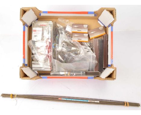 Marklin Mini Club and Peco Z Gauge Track (Qty),  mainly Marklin some used, boxed examples, 8563 turnout (1), 8589 (2), 8504 (