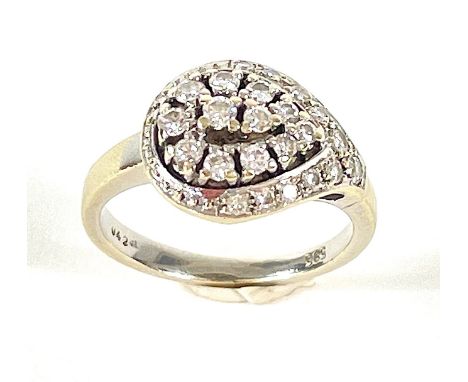 Ring 585 / WG / 3,7 g; 22 Brillanten 0,42 ct Tw vsi; RG: 48. Zustand: 3, müsste neu rhodiniert werden;