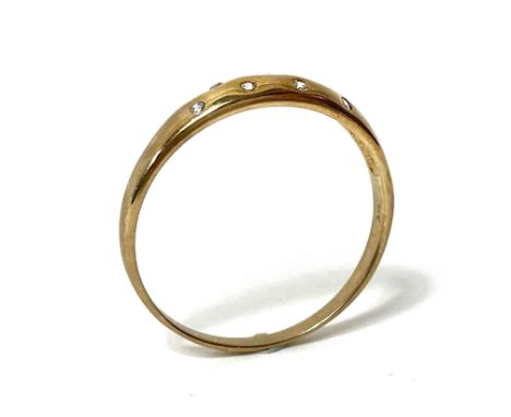 Ring 'Sternenhimmel' 375 GG / 1,8 g, 7 Brillanten 0,074 ct; RG: 65. Zustand: 3-; Zertifikat vorhanden