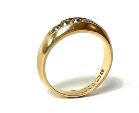 Ring 925er Silber doubliert 7,2 g, England um 1900, 5 Diamantrosen; RG: 58. Gebrauchsspuren, Diamanten teilweise defekt