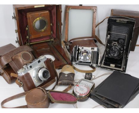 VINTAGE CAMERAS &amp; EQUIPMENT - to include a mahogany part plate camera lens marked 'The 1893 Instartograph by J Lancaster 