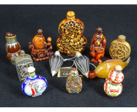 CHINESE &amp; OTHER EASTERN SNUFF/OPIUM BOTTLES (12) - various compositions including 4 x simulating carved ivory or wood, gl