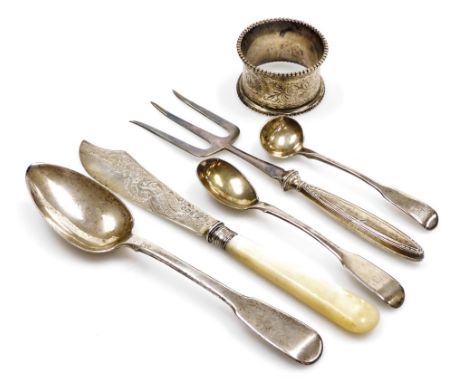 A group of small silver, to include a Fiddle pattern dessert spoon, London 1816, mustard spoon, napkin ring, silver handled p