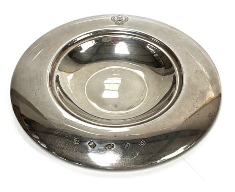 A modern silver ashtray, hallmarked London 2003, with ‘Goodwood Racecourse’ crest,   circular with dished centre, 15.5cm diam