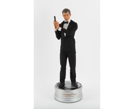 James Bond - Sideshow Collectibles - 1/4 Scale Premium format figure of Pierce Brosnan, limited edition 0784/1250, boxed, 21 