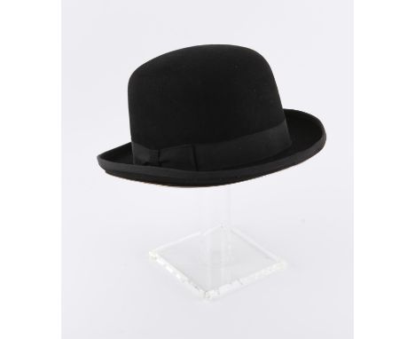 Jaxon Bowler hat with metal rim, size 7 1/4. Disclaimer - This item was not licensed or authorised by Danjaq/MGM and has no c