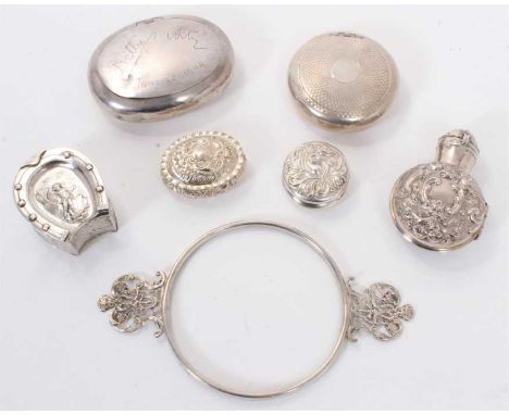 Small group of miscellaneous Victorian and early 20th century silver, including a horseshoe shaped box, oval shaped snuff box