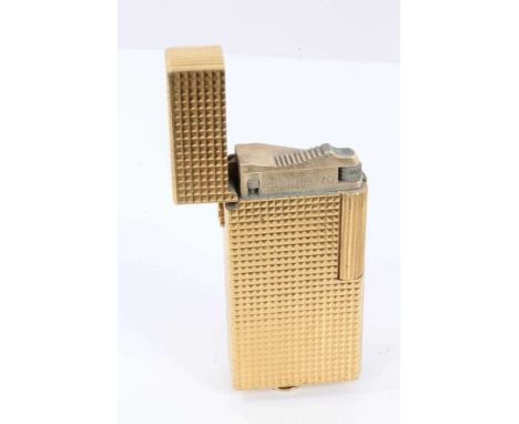 Dunhill gold plated lighter B490, approximately 6cm.