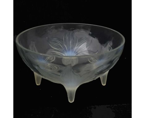 Rene Lalique, a Lys opalescent glass bowl, model 382, designed circa 1924, polished and frosted, engraved marks R Lalique Fra