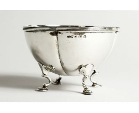 AN  EDWARD VII QUATREFOIL SUGAR BASIN on four pad feet. Birmingham 1906. 12cm wide x 8cm high - 175g