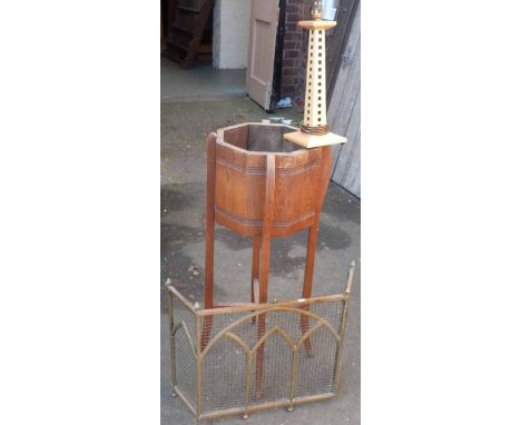 20th century jardinière stand, brass/wire fire screen and Carrick lamp base Unfortunately we are unable to do condition repor