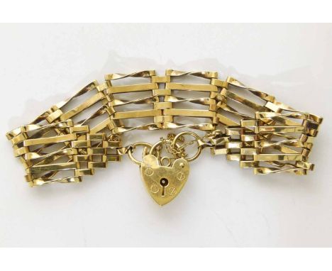 9ct gold gate link bracelet Unfortunately we are unable to do condition reports and extra images for our Interiors Sale