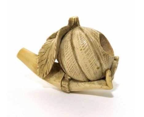 Victorian Meerschaum pipe bowl hand holding a fruit. Height 4cm. Unfortunately we are unable to do condition reports and extr