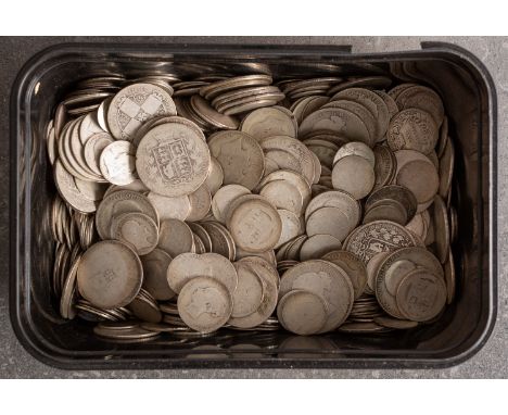 Approximately 2.5kgs of mainly pre 1920 silver in a tub.