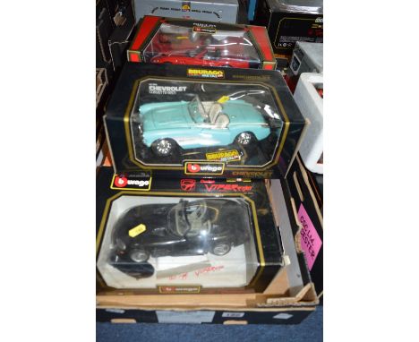 A COLLECTION OF FIVE BOXED 1:18 SCALE MODEL DIECAST CARS, 4 manufactured by Burago, 1 by Anson. Models are American cars