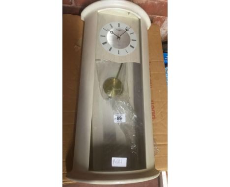 HALF PILLAR WOOD EFFECT BATTERY PENDULUM CLOCK WITH CURVED GLASS - NEW IN BOX