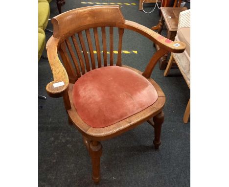 EARLY 20thC LIGHT OAK FRAMED CAPTAIN'S CHAIR WITH UPHOLSTERED SEAT