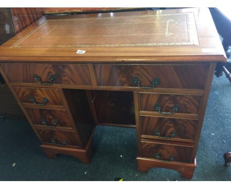LIGHT MAHOGANY LADIES TWIN PEDESTAL DESK WITH 2 LONG &amp; 2 SHORT DRAWERS, CONCEALED CUPBOARD &amp; LEATHER TOP, 36'' WIDE X