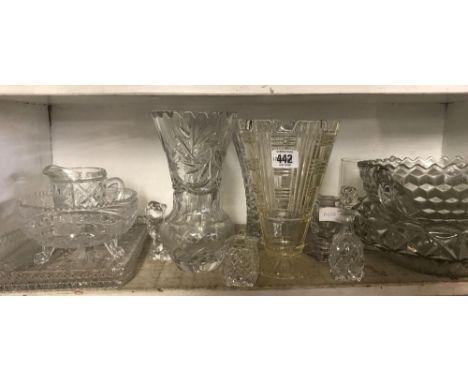 SHELF OF GLASSWARE CONSISTING OF VASES, FRUIT BOWLS ETC