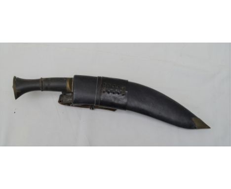 A KUKRI, ORDF.P NEPAL 2/8 BLADE, horn grip, in leather scabbard with two small skinning knives with horn grips 