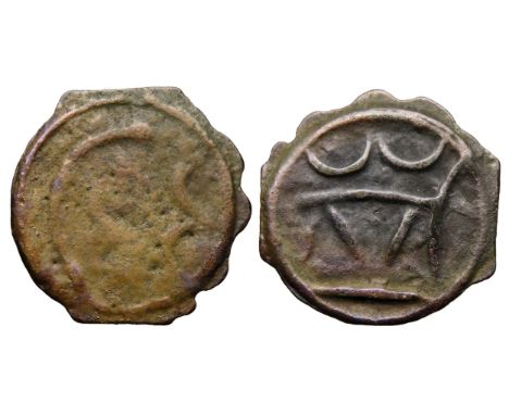 Cantiaci potin, circa 120-100 BC. Outlined head with large annulet eye. R. Outlined bull right, two crescents above. Bronze, 