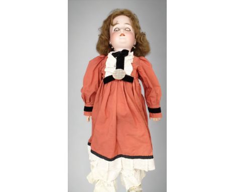 "Simon und Halbig", Puppe, Kämmer und Reinhardt, Schlafaugen, mit Ohrringen, Länge 72cm