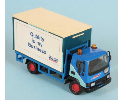 Matchbox Super Kings K-150 Leyland Flatbed Truck with container "Leyland Daf" Promotional Issue. blue cab &amp; plastic load 