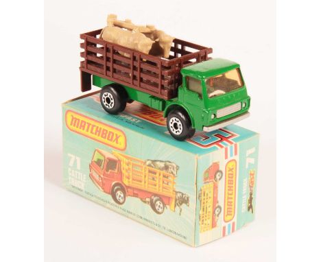 Matchbox Superfast 71c Dodge Cattle Truck - RARE GREEN CAB &amp; CHASSIS, PALE AMBER WINDOWS, DARK CHOCOLATE BROWN STAKE BODY