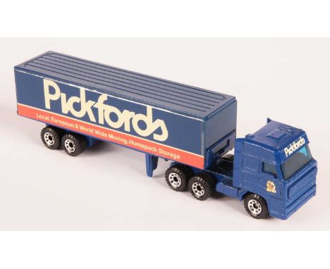 Matchbox Superfast Convoy CY-25 DAF Box Trailer "Pickfords" Factory Pre-Production Trial - dark blue Tractor Unit with blue w