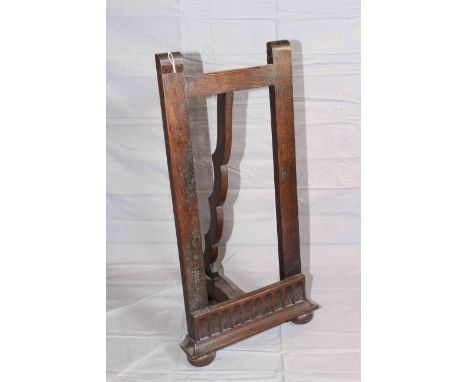 Early 20th Century oak easel