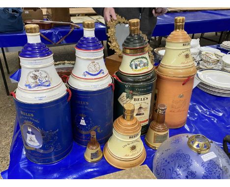 Collection of sealed Bells Scotch Whisky in presentation Wade decanters, commemorative decanters 1988 Princess Beatrice, 1990