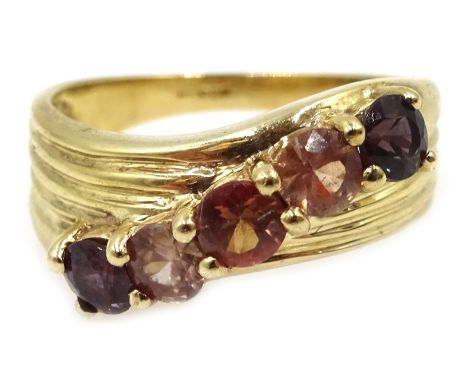 Five stone set gold ring, hallmarked 9ct Condition Report &amp; Further Details Size J, approx 4.6gm