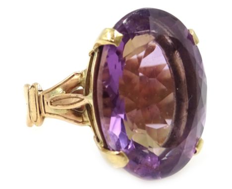 Edwardian 9ct rose gold oval amethyst ring by Kinsey Bros & Patrick, Birmingham 1907 Condition Report & Further Details - App