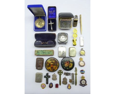 Set of Victorian sovereign scales by T. Simmons with box, pair 19th century pince nez, military whistle stamped 1941, Inventi