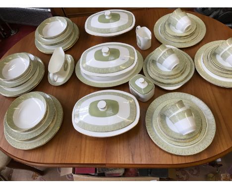 70 Piece Royal Doulton "Sonnet" Dinner/ tea service no damage 
